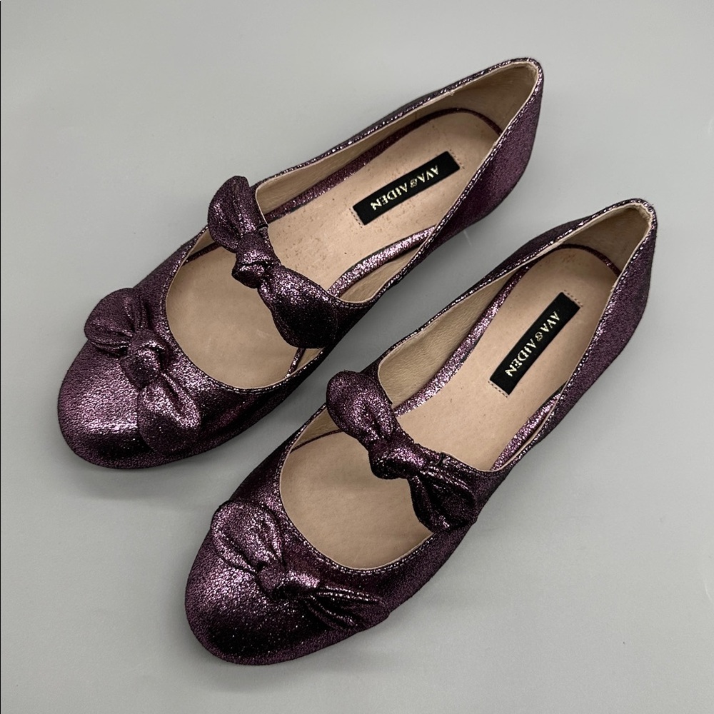 Ava & Aiden Shimmer Double Bow Flats in a rich metallic purple/plum.Size 6